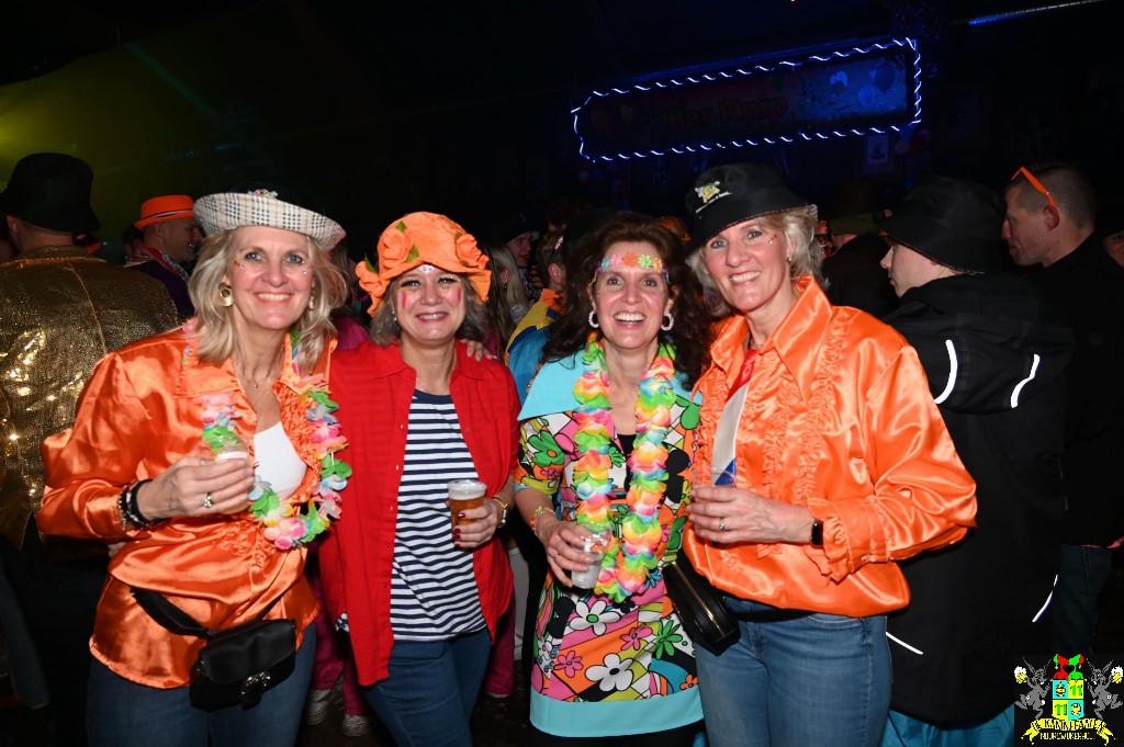 ../Images/Kick off 2025 279.jpg